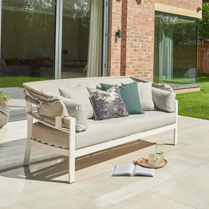 Norfolk Leisure Handpicked Aluminium Titchwell 2 Seat Day Bed In White 3 Norfolk Leisure Handpicked Aluminium Titchwell 2 Seat Day Bed In White - Image 3