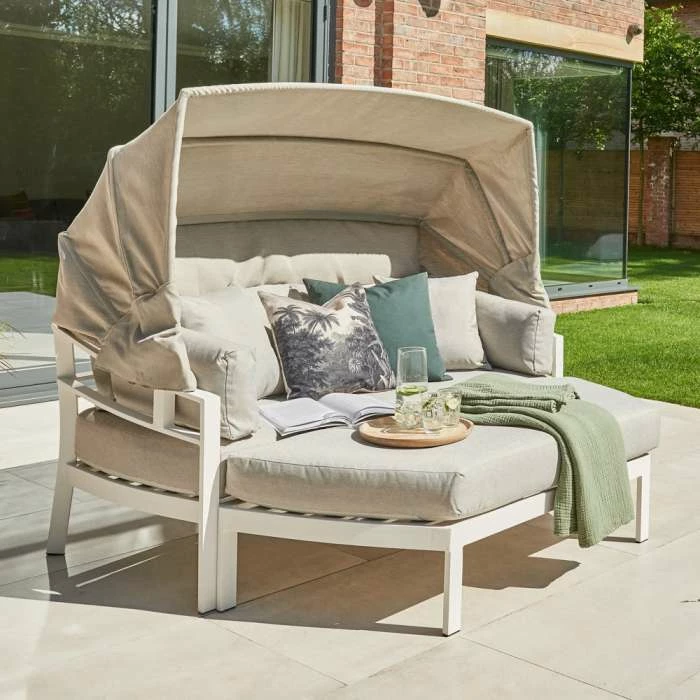 Norfolk Leisure Handpicked Aluminium Titchwell 2 Seat Day Bed In White 2 Norfolk Leisure Handpicked Aluminium Titchwell 2 Seat Day Bed In White - Image 2