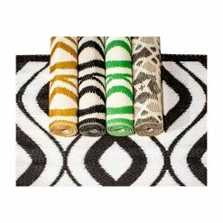 1.8m x 2.5m Outdoor Samti Rug in Black by Tabriz Rugs™ -Garden Furniture Shop FU40043 add image 4 ffa6