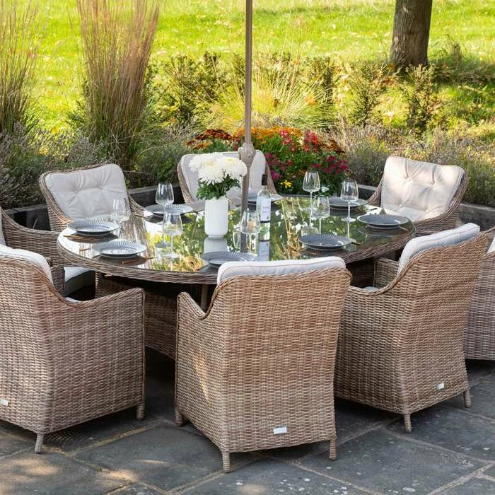 Luxury Rattan 8 Seater Oval Garden Dining Set by Primrose Living 2 Luxury Rattan 8 Seater Oval Garden Dining Set by Primrose Living - Image 2